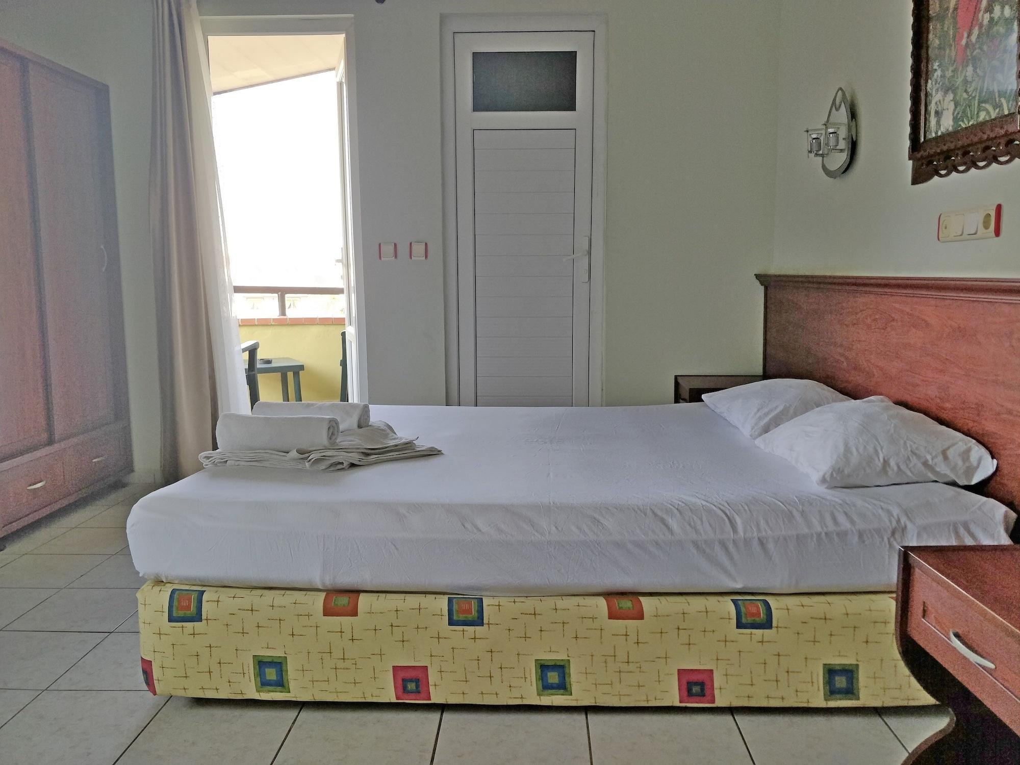 Bade Hotel Kemer Exterior foto